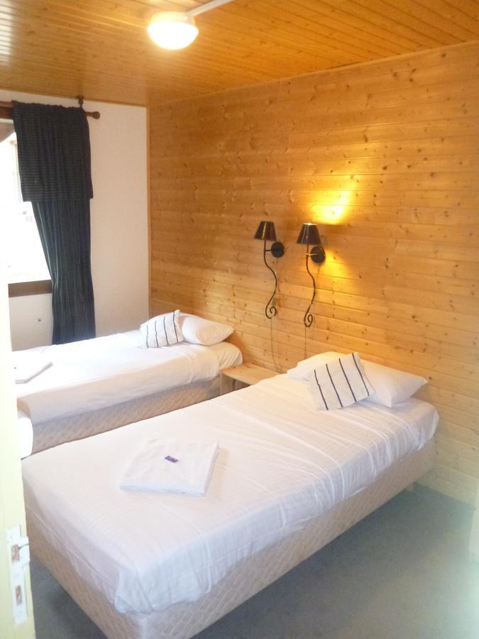 Chalet Les Melezes Bed and Breakfast Tignes Esterno foto