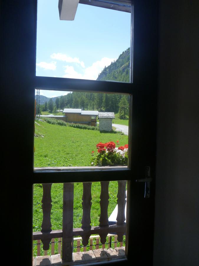 Chalet Les Melezes Bed and Breakfast Tignes Esterno foto